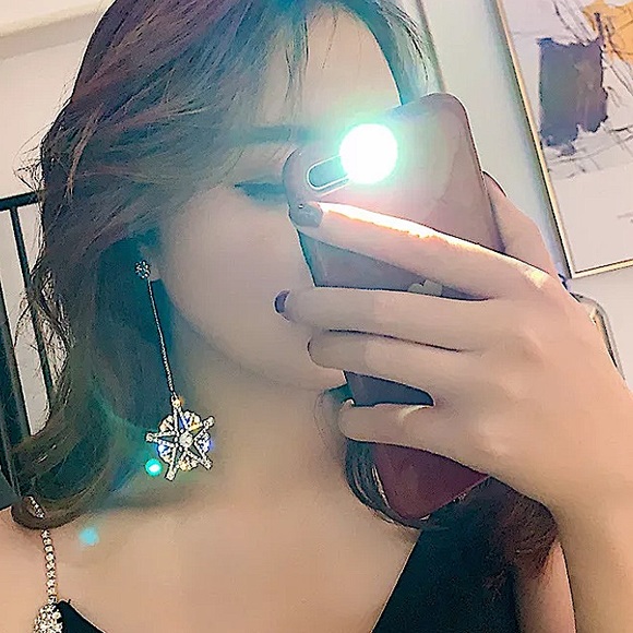 Rhinestone Drop Star Earrings - Picture 6 of 9